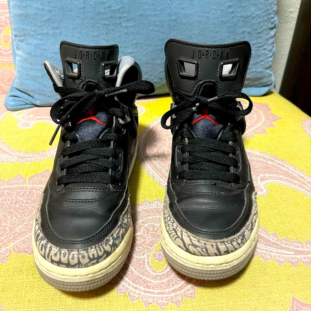 Kids Jordan sneakers